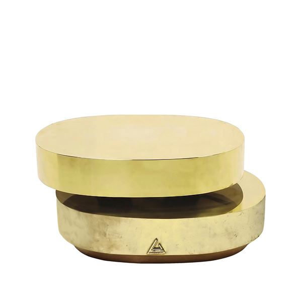 Iconic Scultura coffee table from the Plurimi series with brass structure.