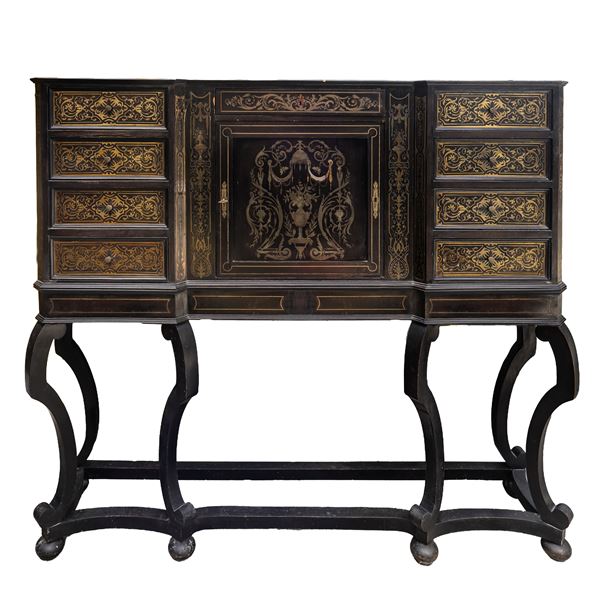 Mobile cabinet boulle
