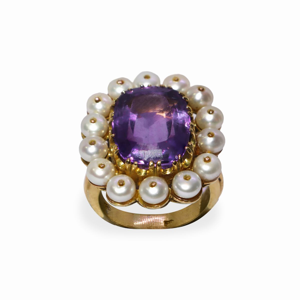 Anello in Oro 18 Kt con Pietra Viola e Giro di Perle
