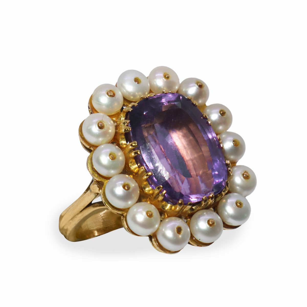Anello in Oro 18 Kt con Pietra Viola e Giro di Perle