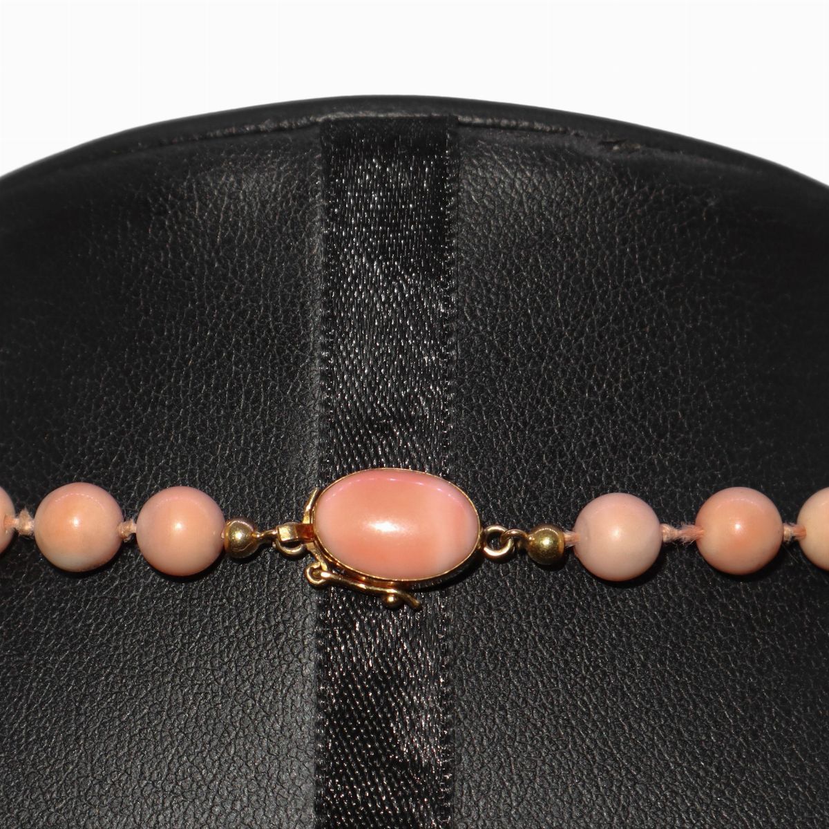 Collana in Corallo Rosa , Susta in Oro 18kt e Corallo