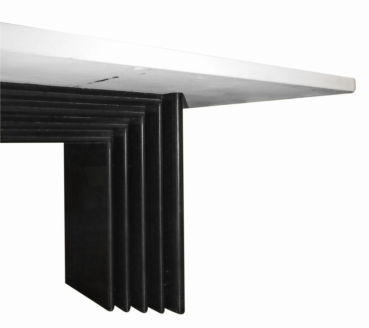 Importante Tavolo Scultorio da Riunione Attr. a Carlo Scarpa