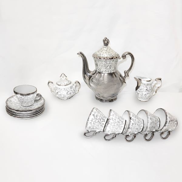 Bavaria - Servizio da caffè in porcellana con decorazioni floreali color argento. 