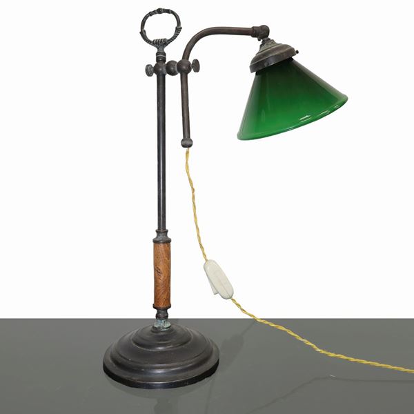 Green table lamp