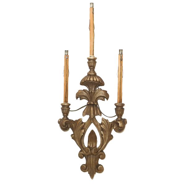 Wall light with 3 lights