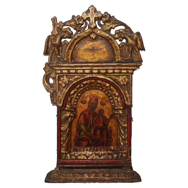 Icona bizantina raffigurante Madonna con bambino e angeli