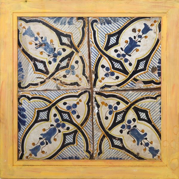 Composition of N.4 Tiles in frame