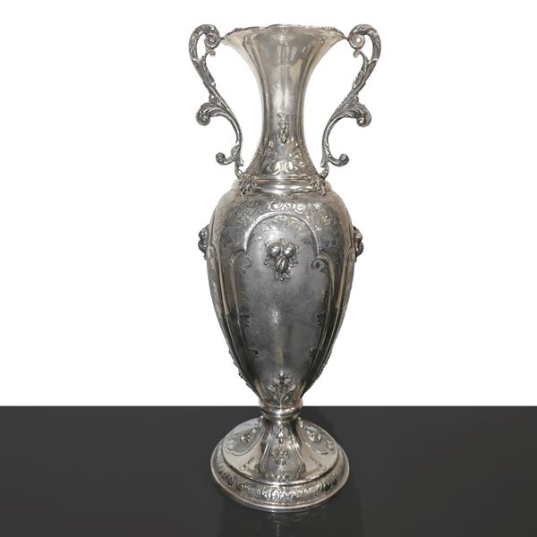 800 silver vase