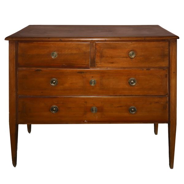 Louis XVI wooden chest of drawers in solid walnut