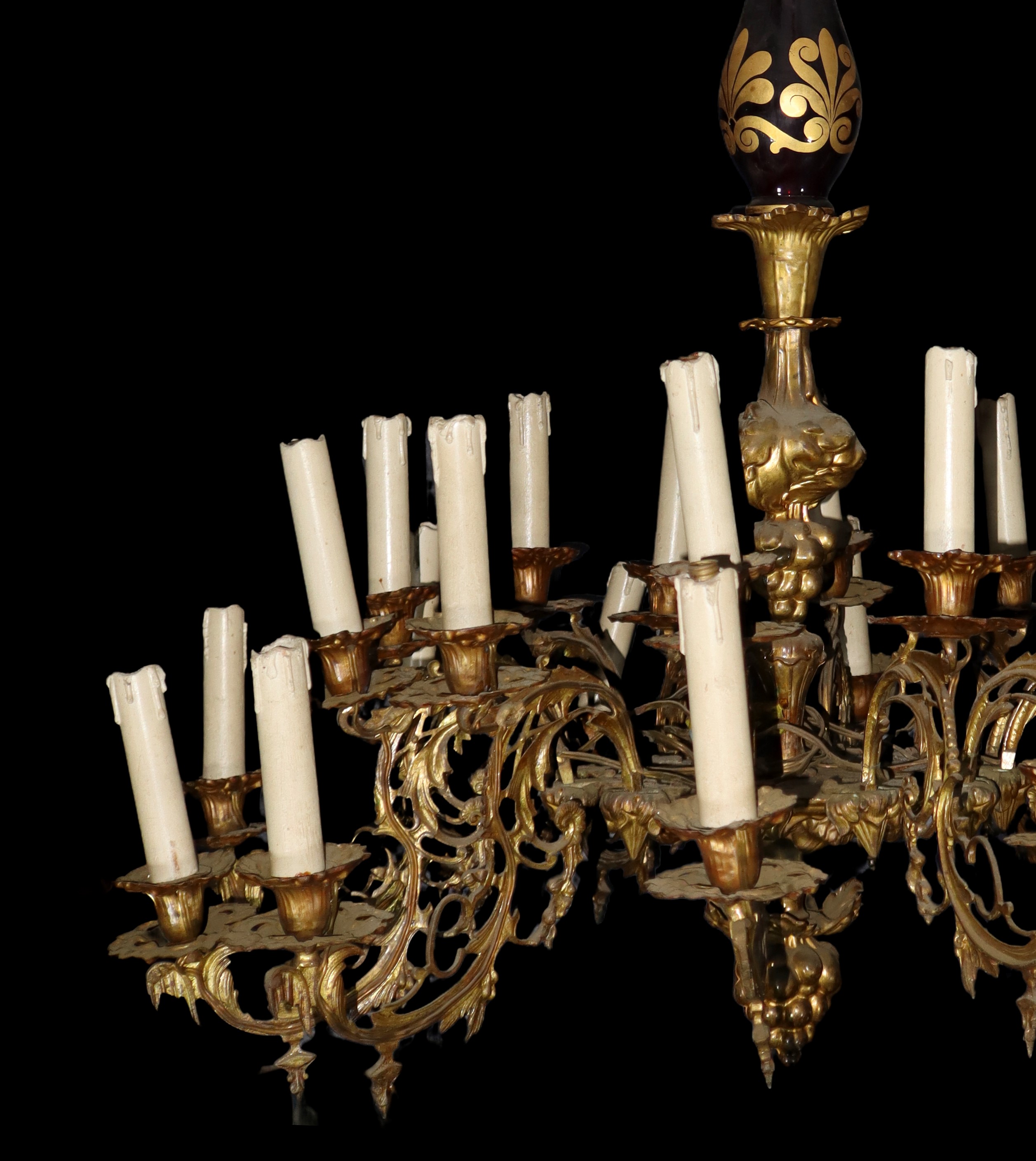 Lampadario a 24 candele