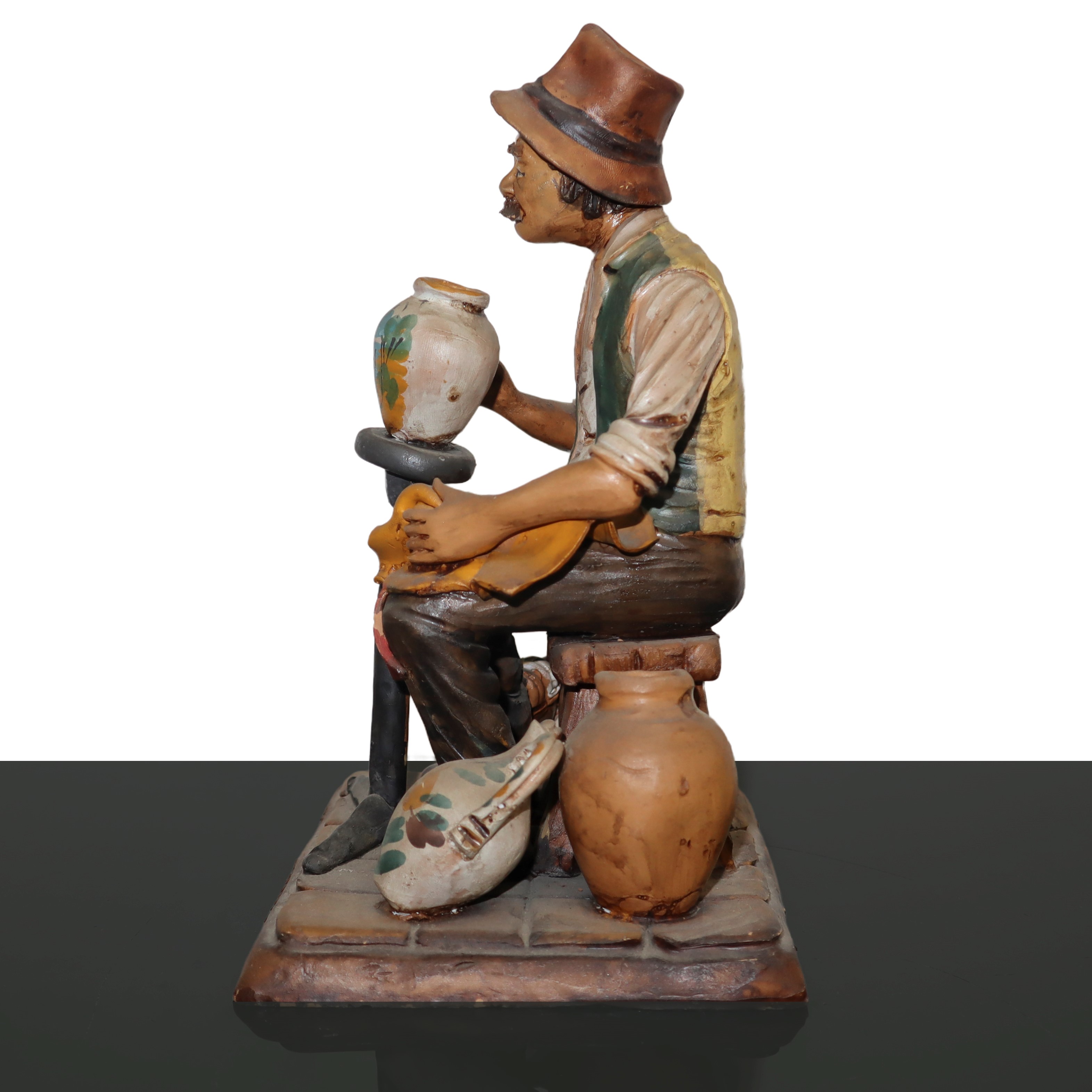 Vasaio, Figurina in terracotta policroma di Caltagirone