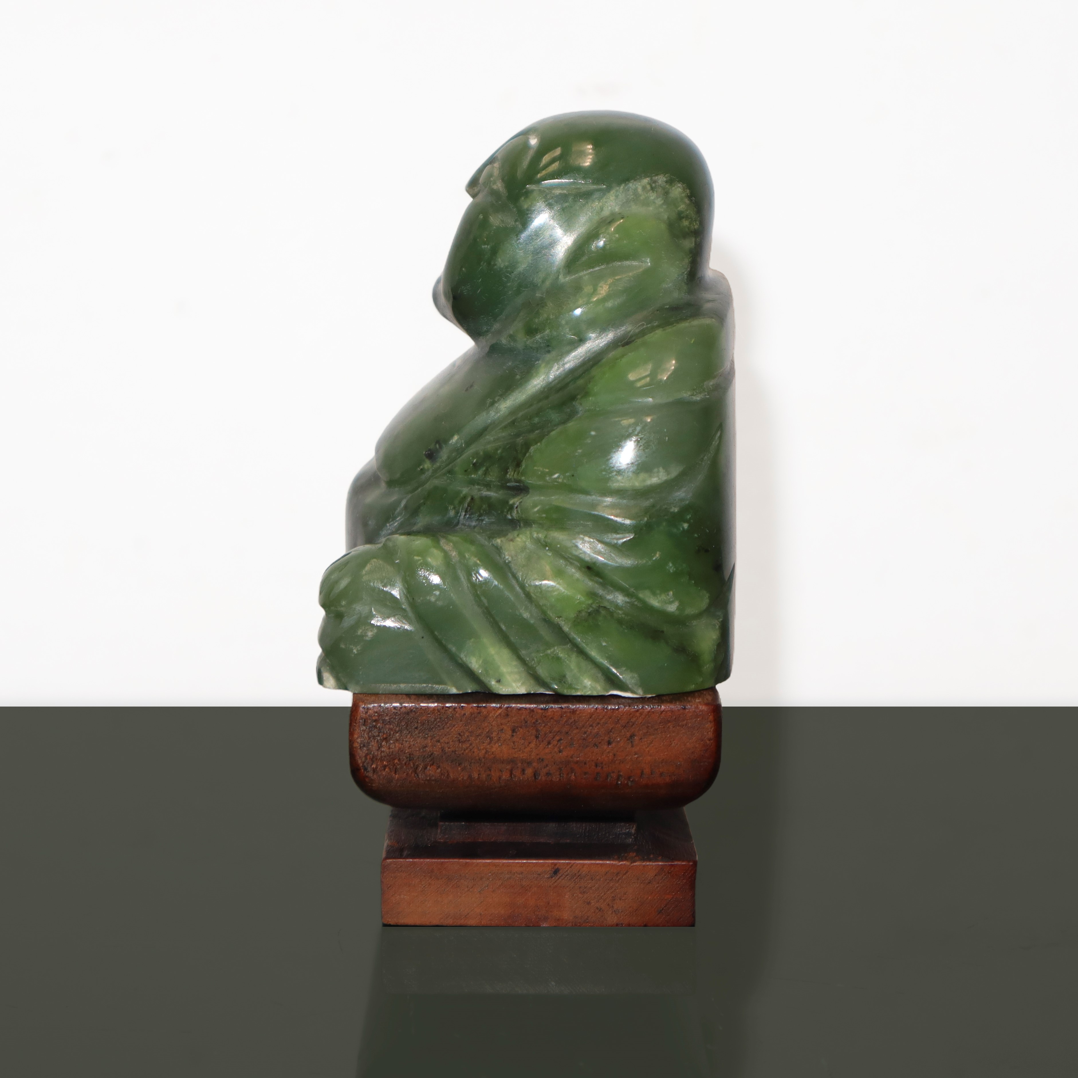 Piccolo buddha in giada spinacio