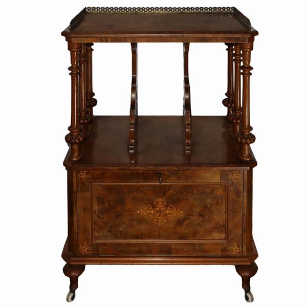Small table in walnut root, top with brass railings