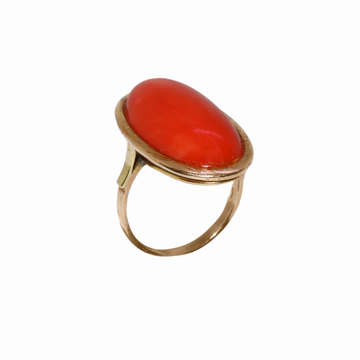 Anello e Orecchini in Oro 750 con Corallo