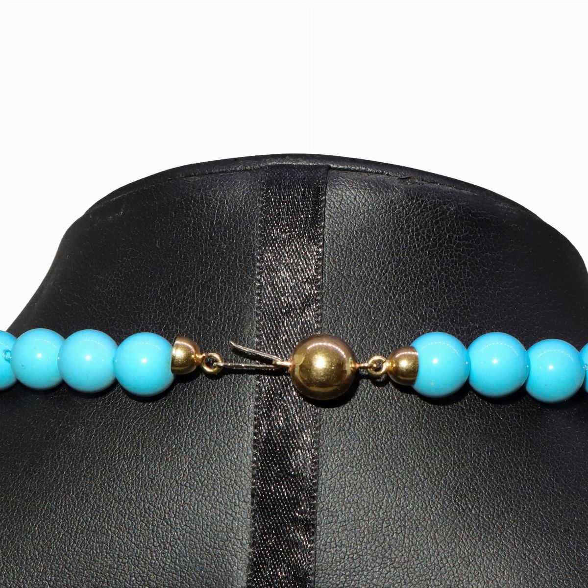 Collana in Turchesi con Susta in Oro