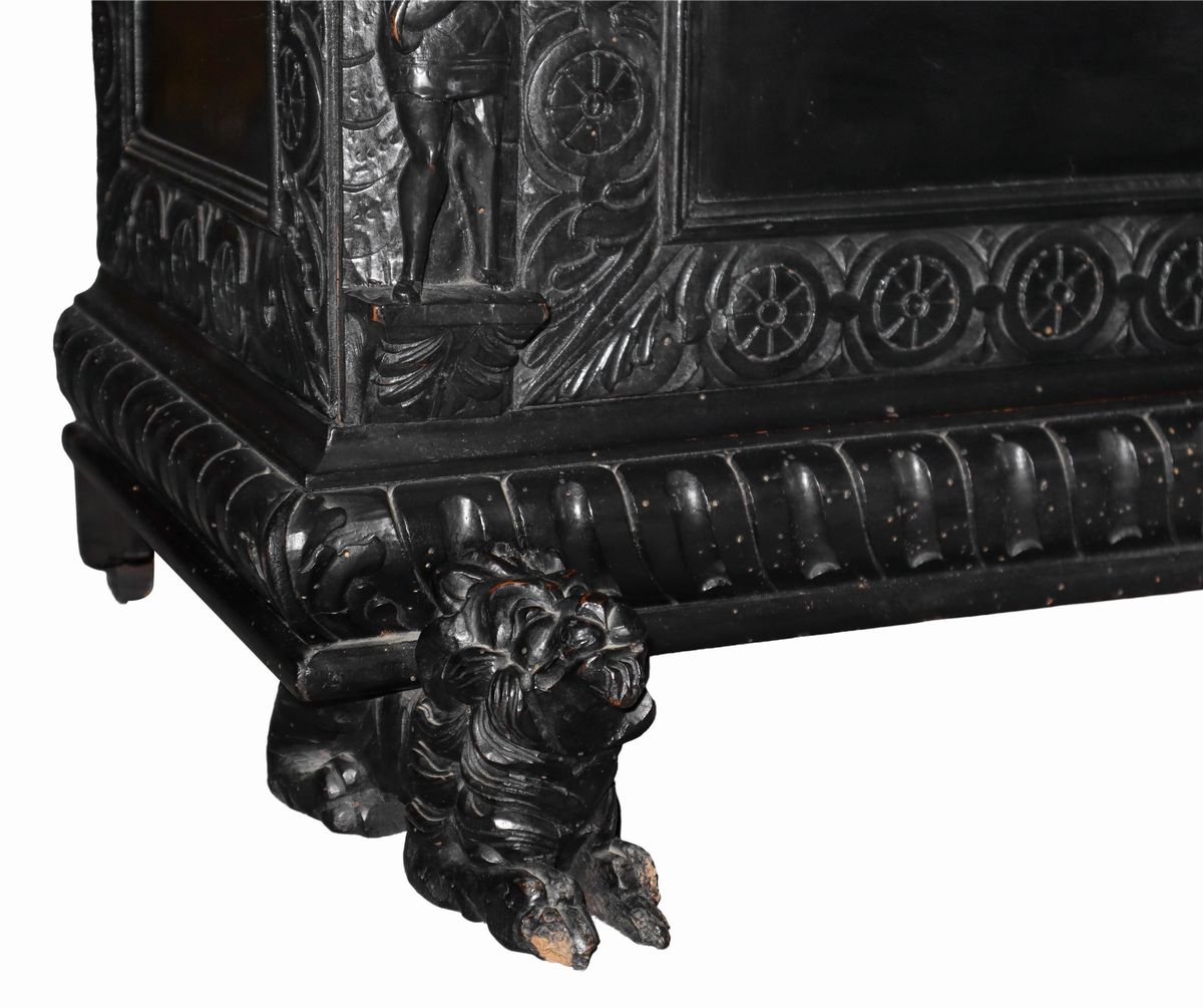 Cassapanca Neorinascimentale in Legno Nero Ebanizzato