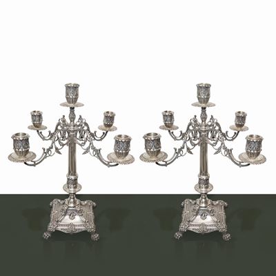 Coppia di Candelabri a 5 Luci in Argento