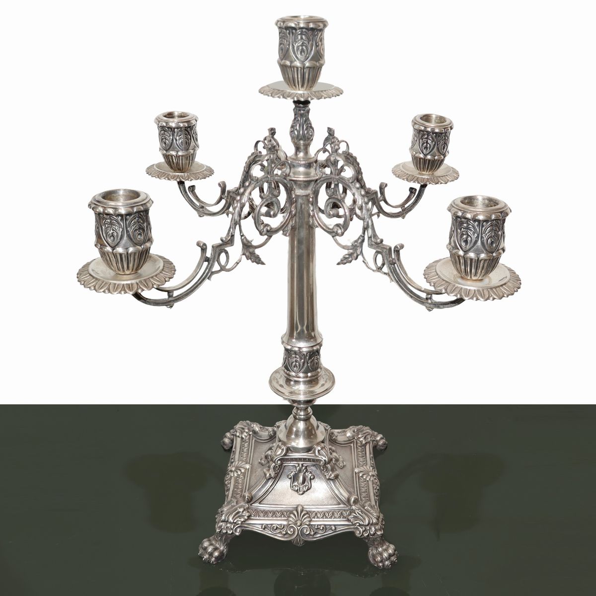 Coppia di Candelabri a 5 Luci in Argento