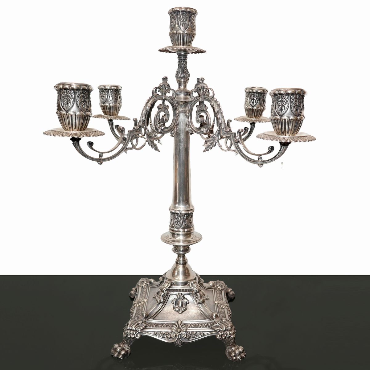 Coppia di Candelabri a 5 Luci in Argento