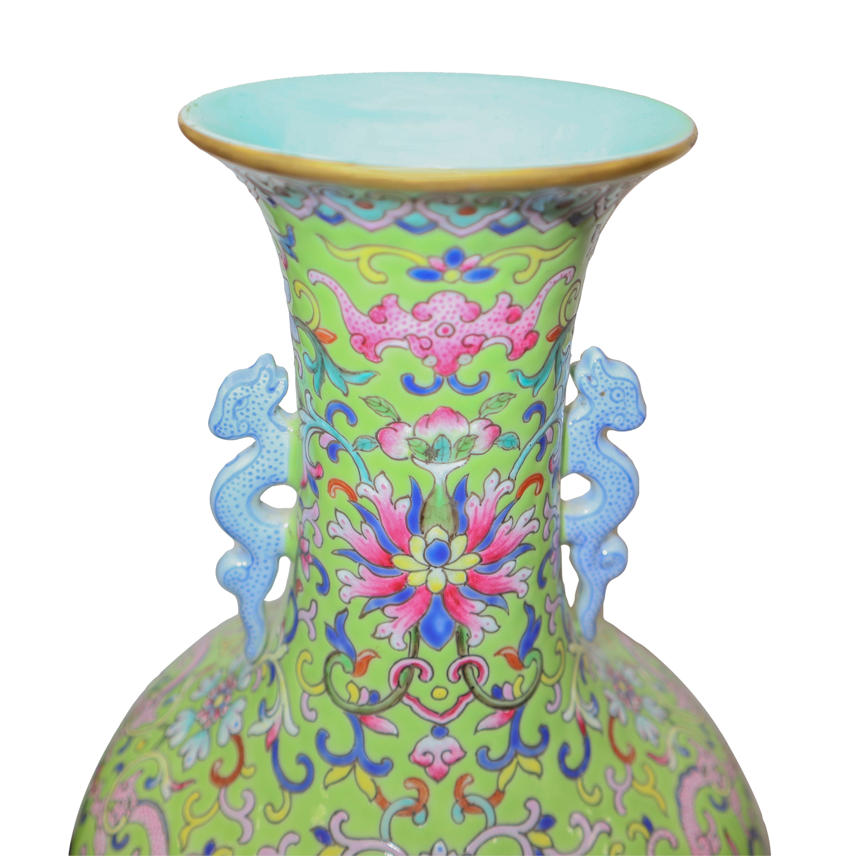 Vaso con Sfondo Verde e Disegno di Fiori