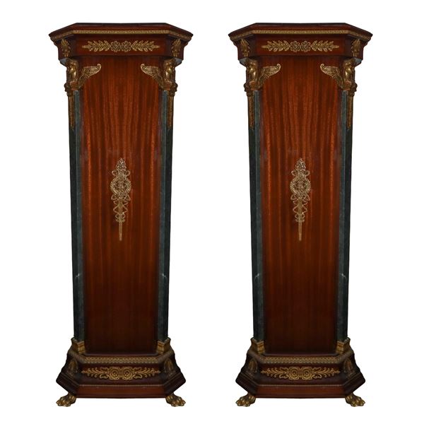 Coppia di gueridon in legno di mogano stile Impero