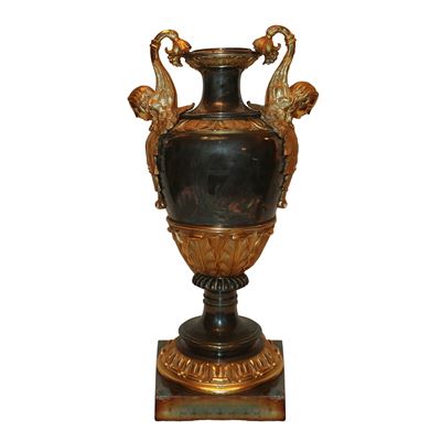 Vaso in Metallo Patinato e Dorato