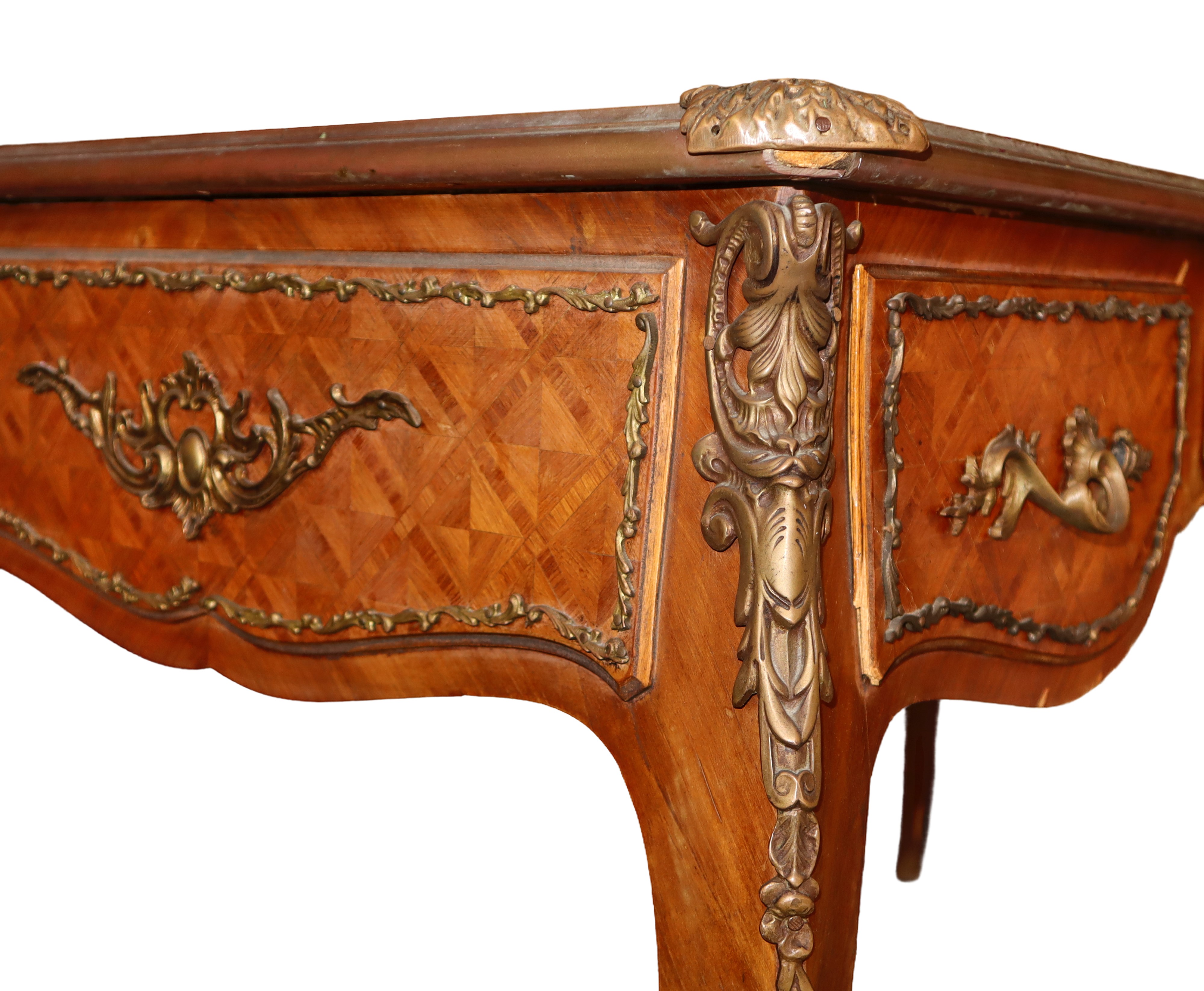 Studio Composto da Scrittoio Bureau Plat in Legno Bois De Rose con Poltrona e Due Sedie