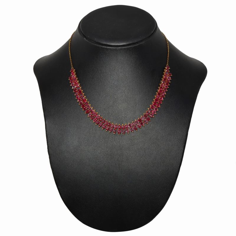 Collana in Oro 18 Kt con Doppia Fila di Granati