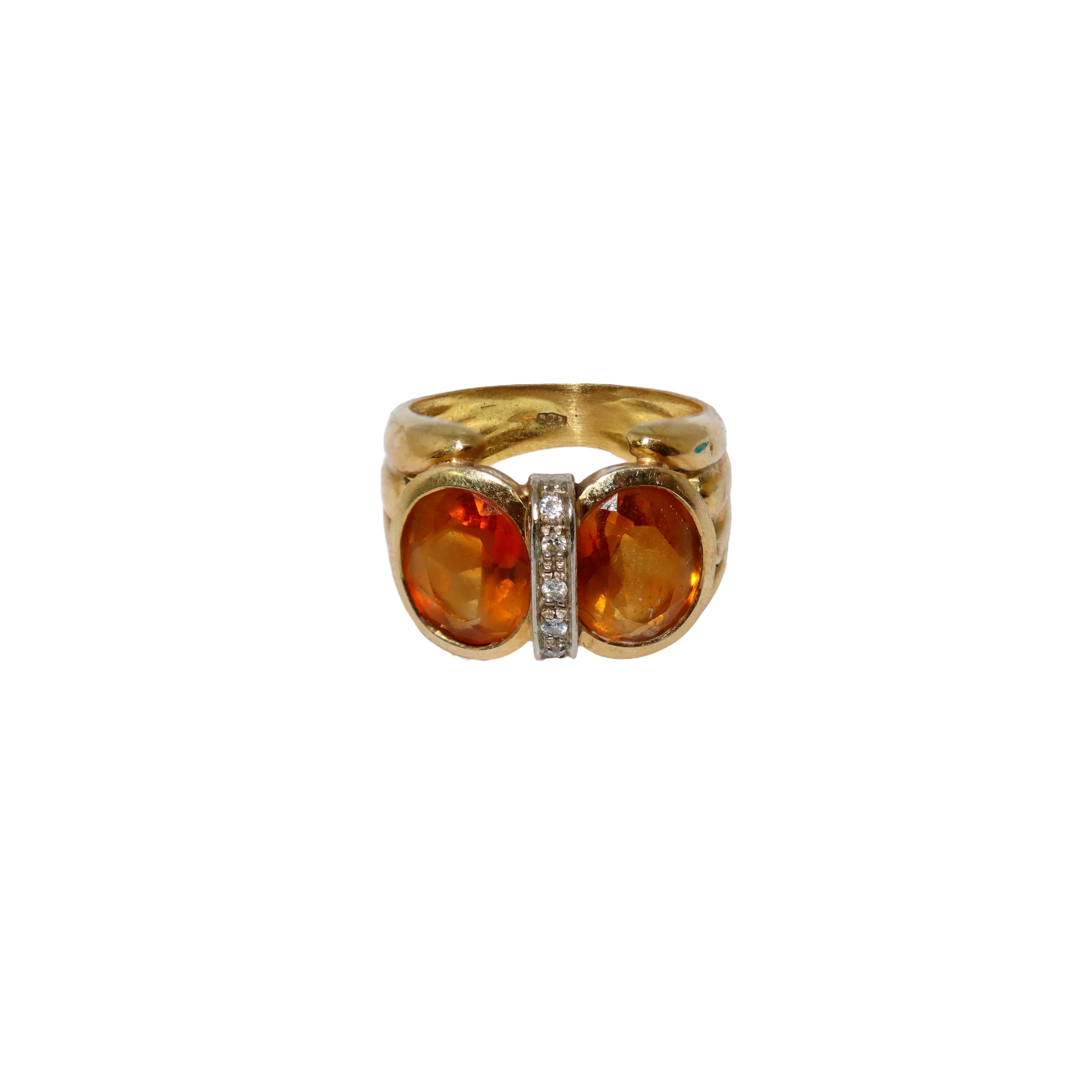 Anello in Oro con Topazi e Brillantini