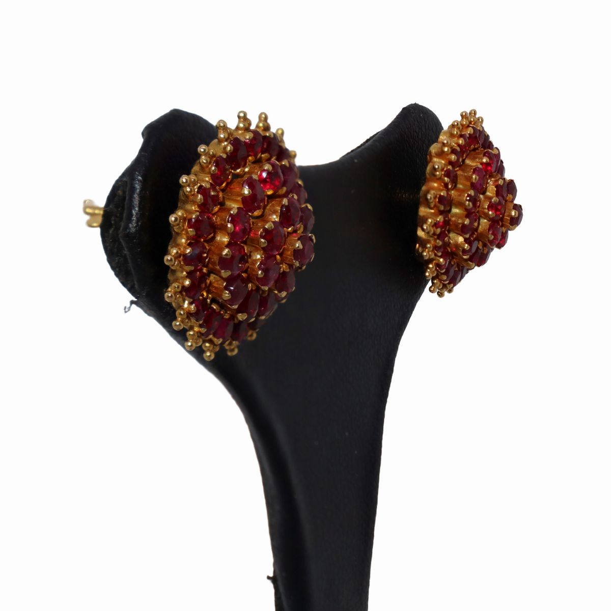 Orecchini in Oro 18 Kt con Granati