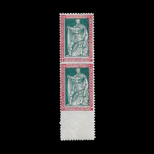 1928. 25 c. carmine and green, 4th centenary of the birth of Em.le Fil.to and 10th ann. Della Vittoria, vertical pair not notched in the center and bottom. (Sass. N. 227o).