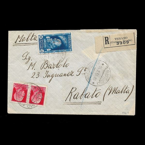 Raccomandata viaggiata da Teramo il 14/2/1936 per Rabato, Malta, e affrancata con coppia del 75 c. Imperiale (n.252) e un esemplare da 1,25 lire della serie Salone Aeronautico (n.387). Molto bella.