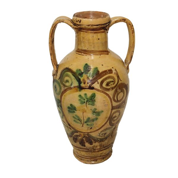 Large amphora in polychrome ceramic from Caltagirone