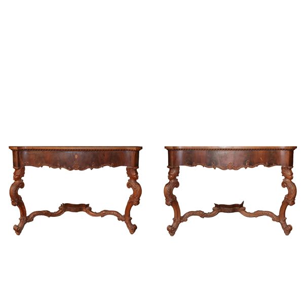 Pair of consoles in mahogany wood