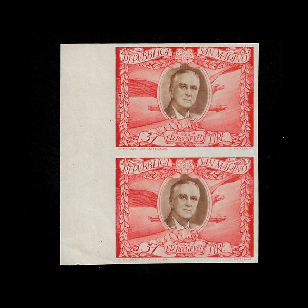 1947. coppia verticale non dentellata   31 lire (Sass. A65b). Esemplare superiore con punto di trasparenza. Esemplare inferiore firmato Vignati. Bordo di foglio a sinistra.
