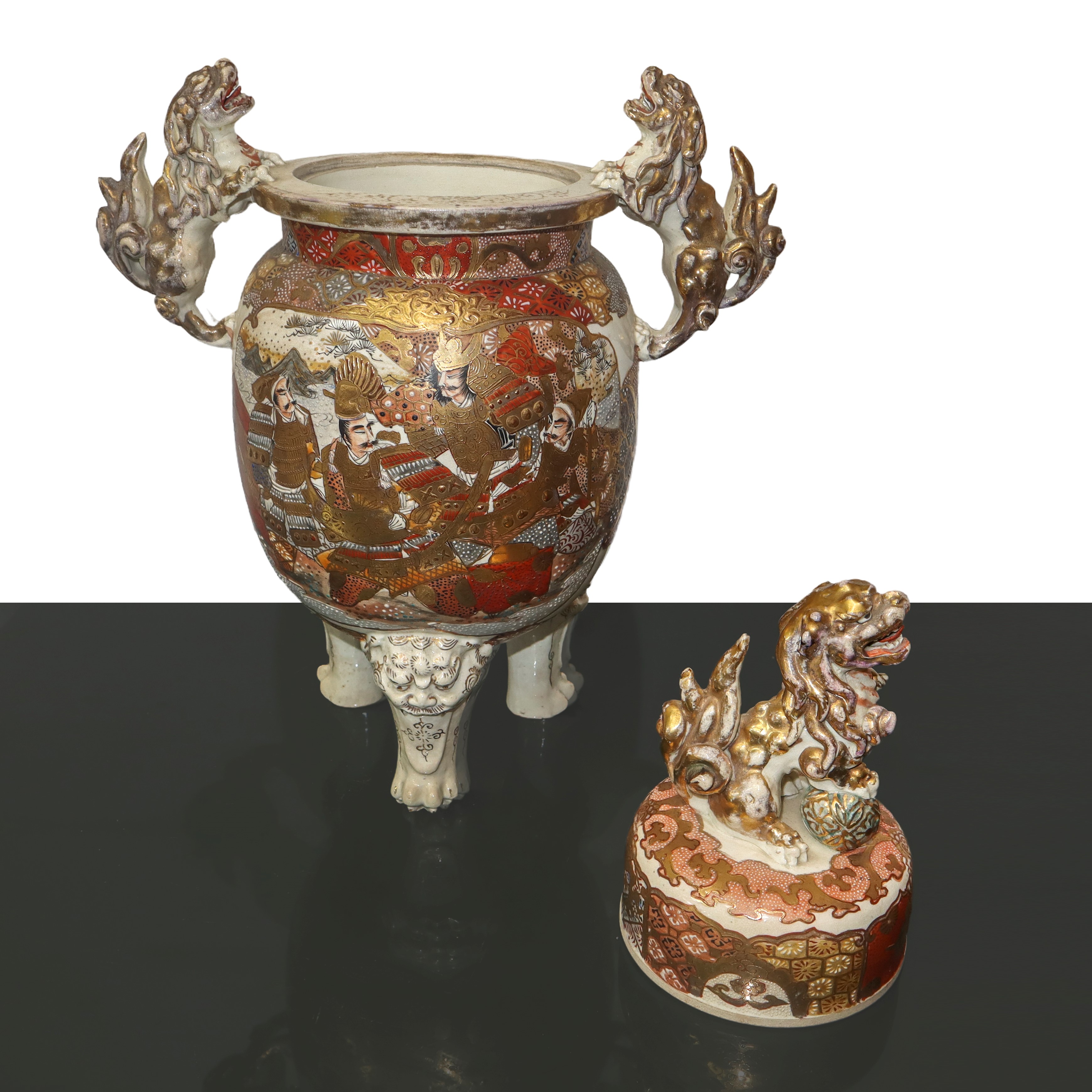 Vaso a poutiche giappone con cani di Pho, Satsuma