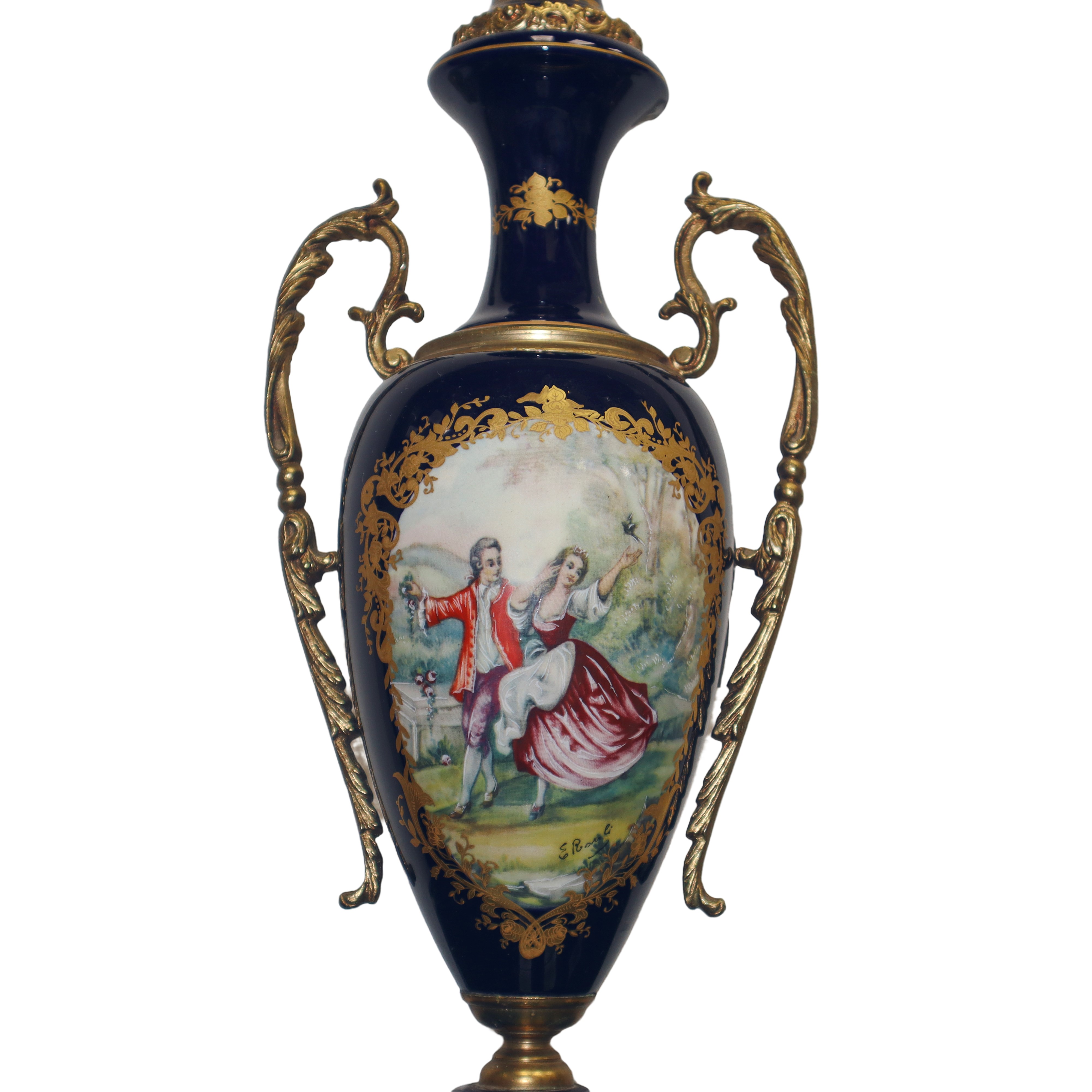 Trittico di Vasi in Stile Sevres. con Raffigurazioni di Scene Galanti
