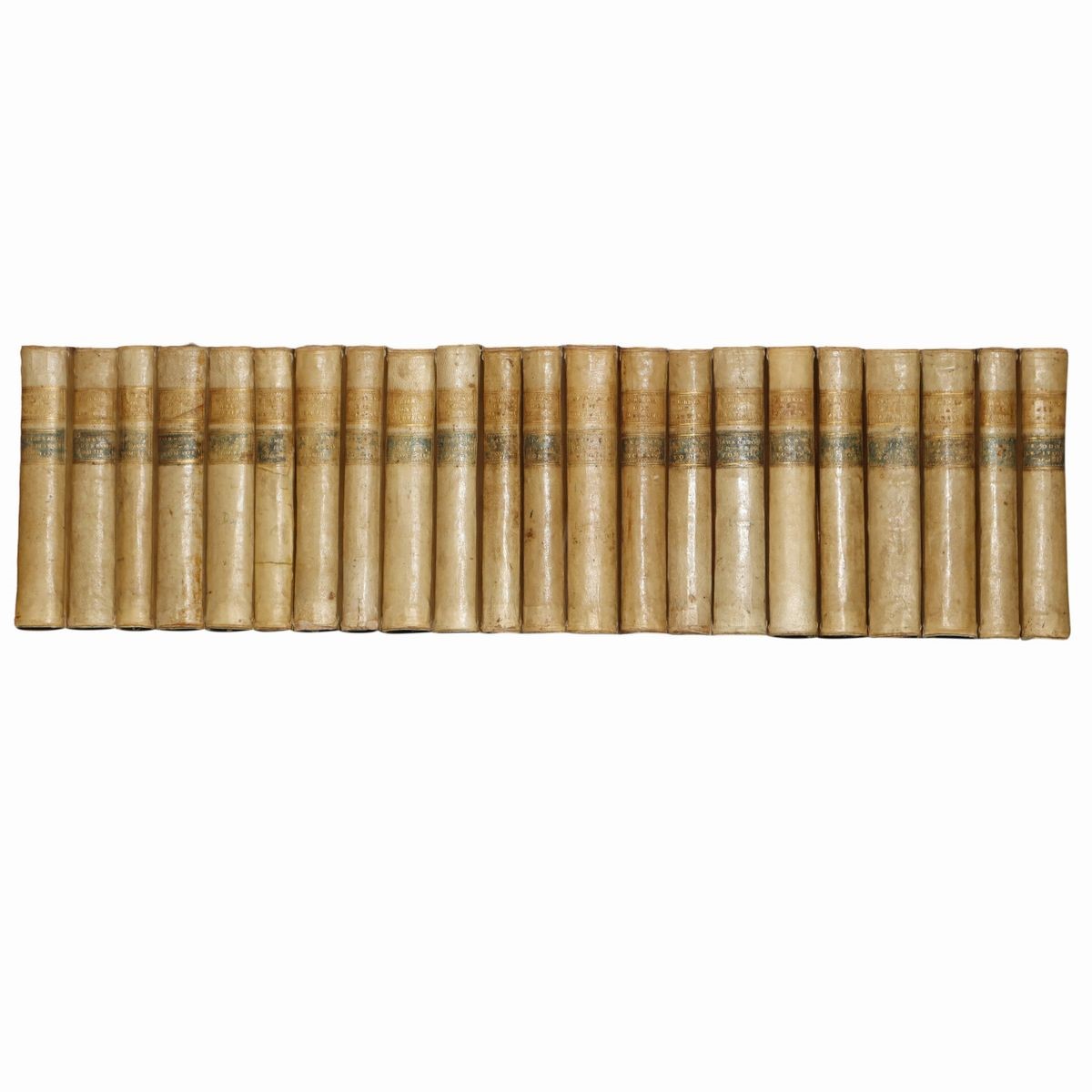 Racolta di N. 22 volumi della Bibbia, rilegati in carta pecora. Vecchio e Nuovo Testamento