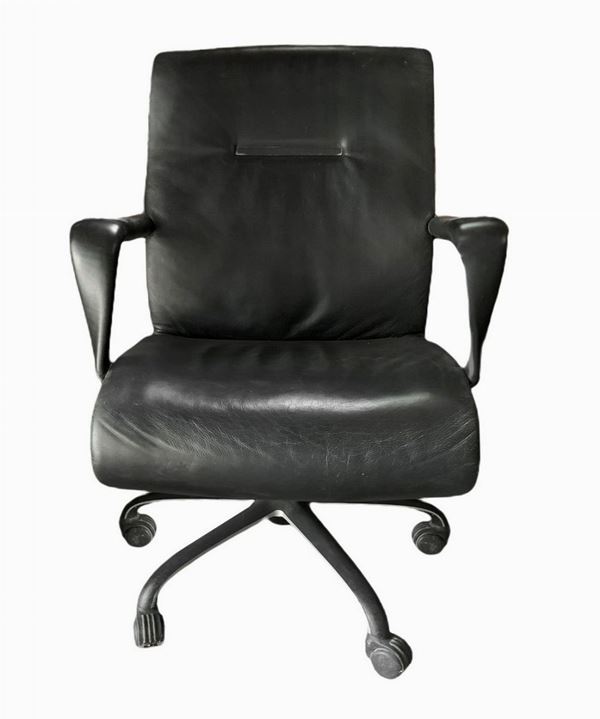 Frau armchair, forum model armchair, design design. 90s, five-spoke aluminum foot structure, colored leather coating ...