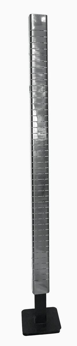 Lamberti. Years â € 70s. Stop lamp in black lacquered metal and diffuser. In the shape of a chromed metal visor, neon lighting to be revised.

Cm ...
