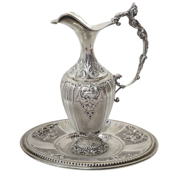 Tray with amphora in silver