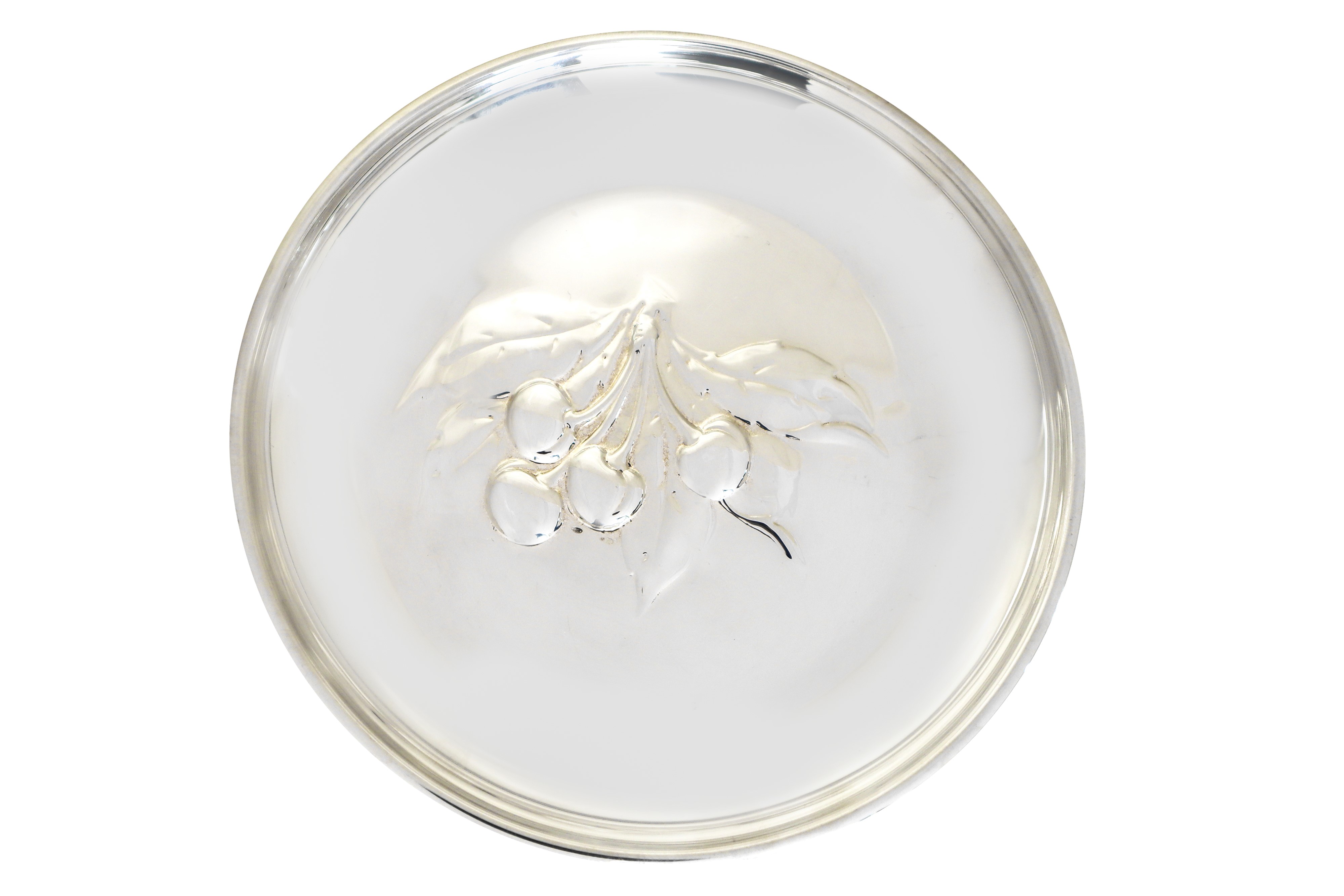 coppia di svuotatasche con decorazioni di uva e ciliegie