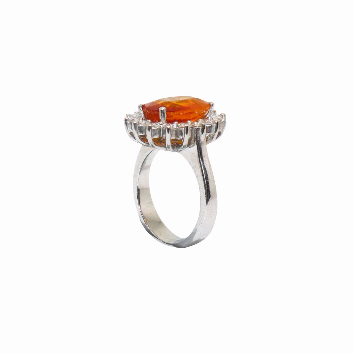 Anello in Oro Bianco e Padparadscha