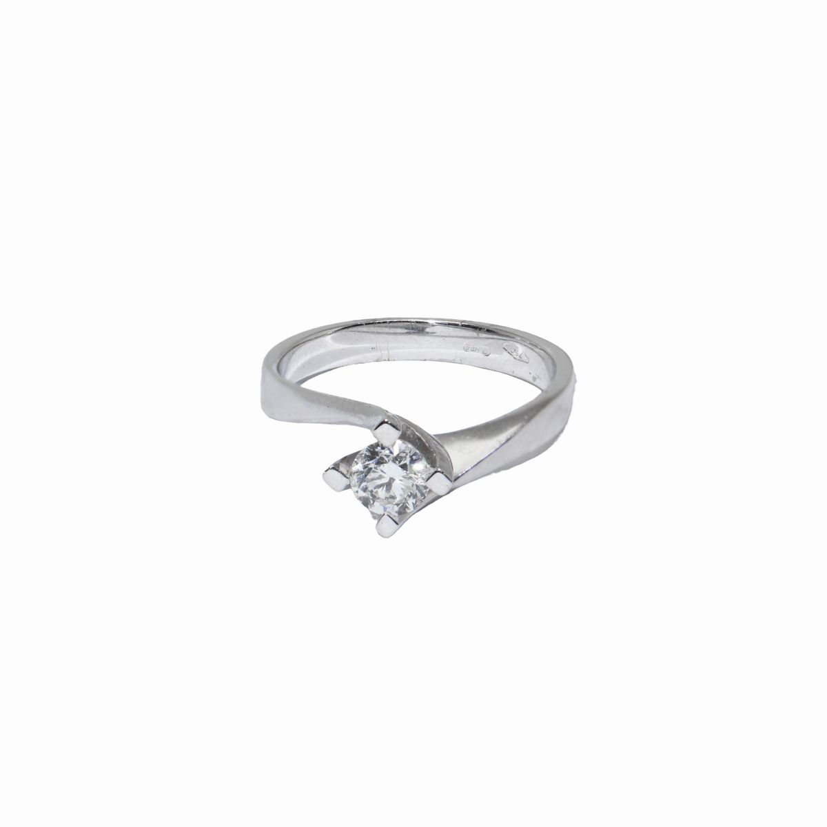 Anello Solitario con Diamante