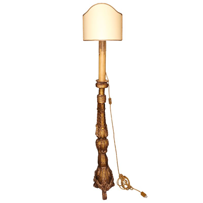 Candeliere in Legno Dorato