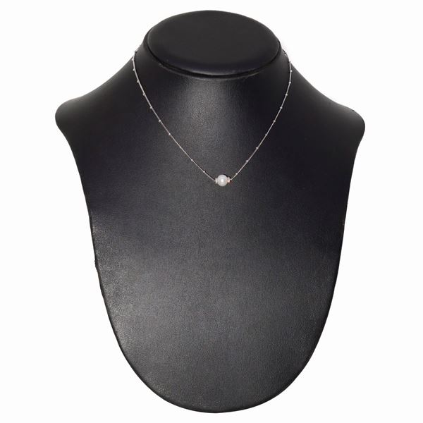 Comete - Necklace in white gold with central pearls and brilliant cut diamonds