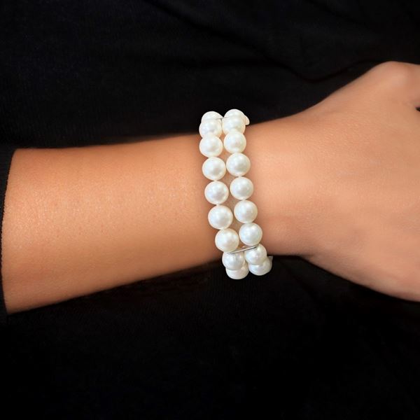 Pearl bracelet with double strand gold susta