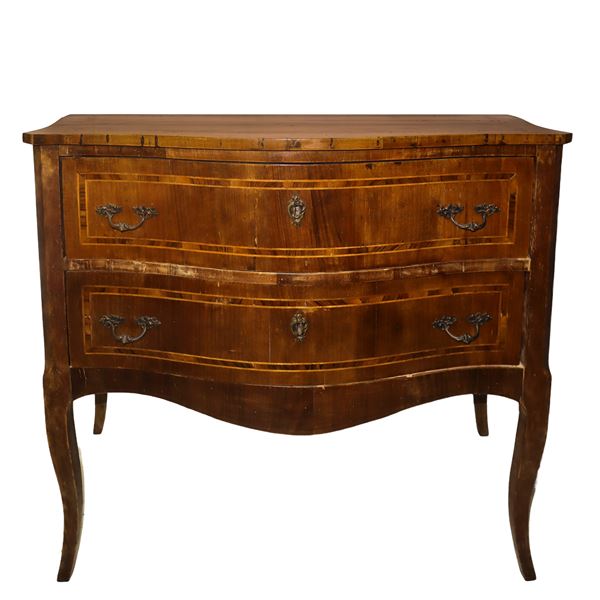 Louis XV chest of drawers in walnut wood