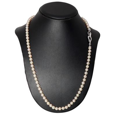 Collana in Perle Coltivate con Susta in Oro Bianco e Brillanti
