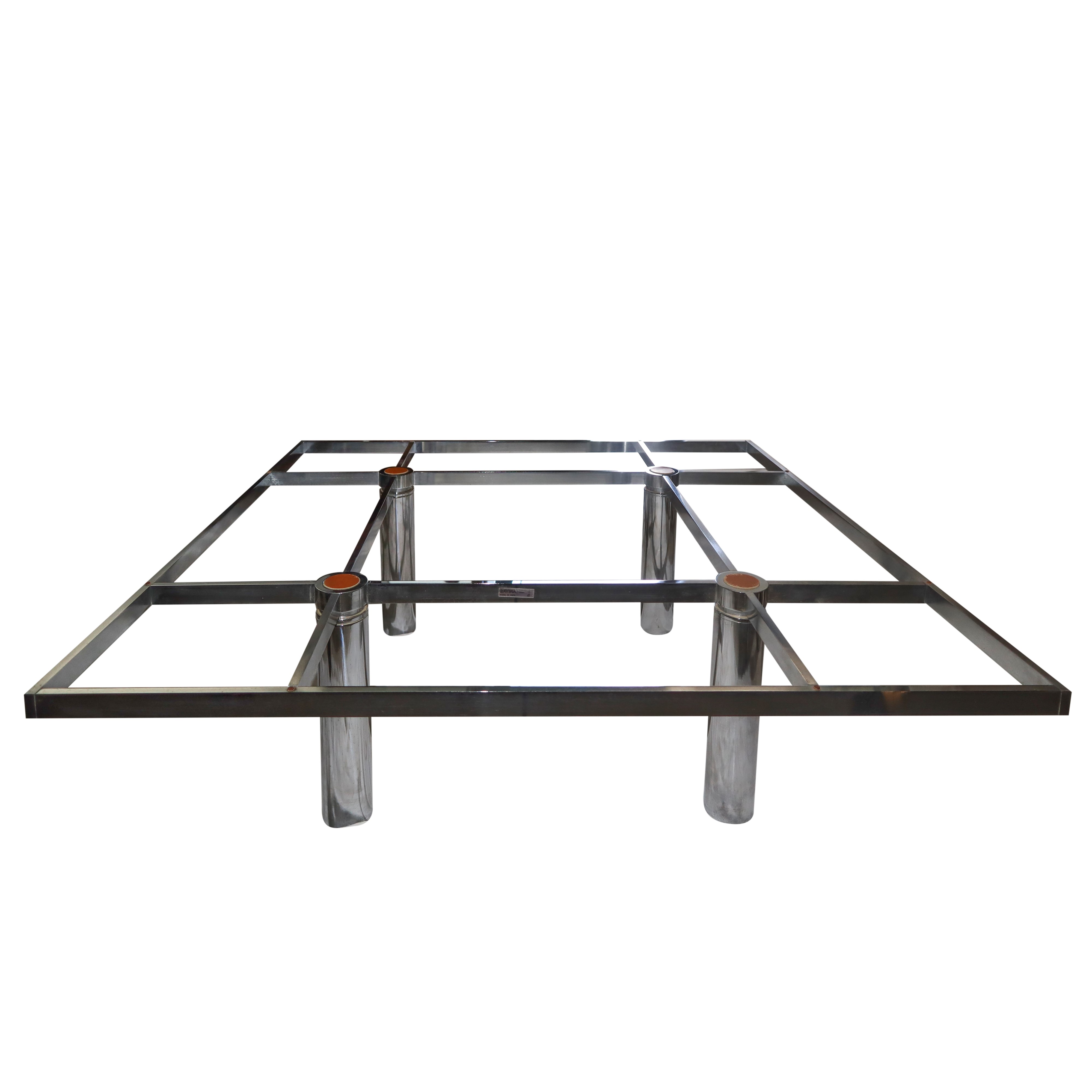 Tavolino in cromo e vetro, per Gavina Andrè